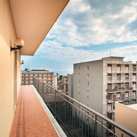 Casa Giolele Apartment Ачиреале Екстериор снимка