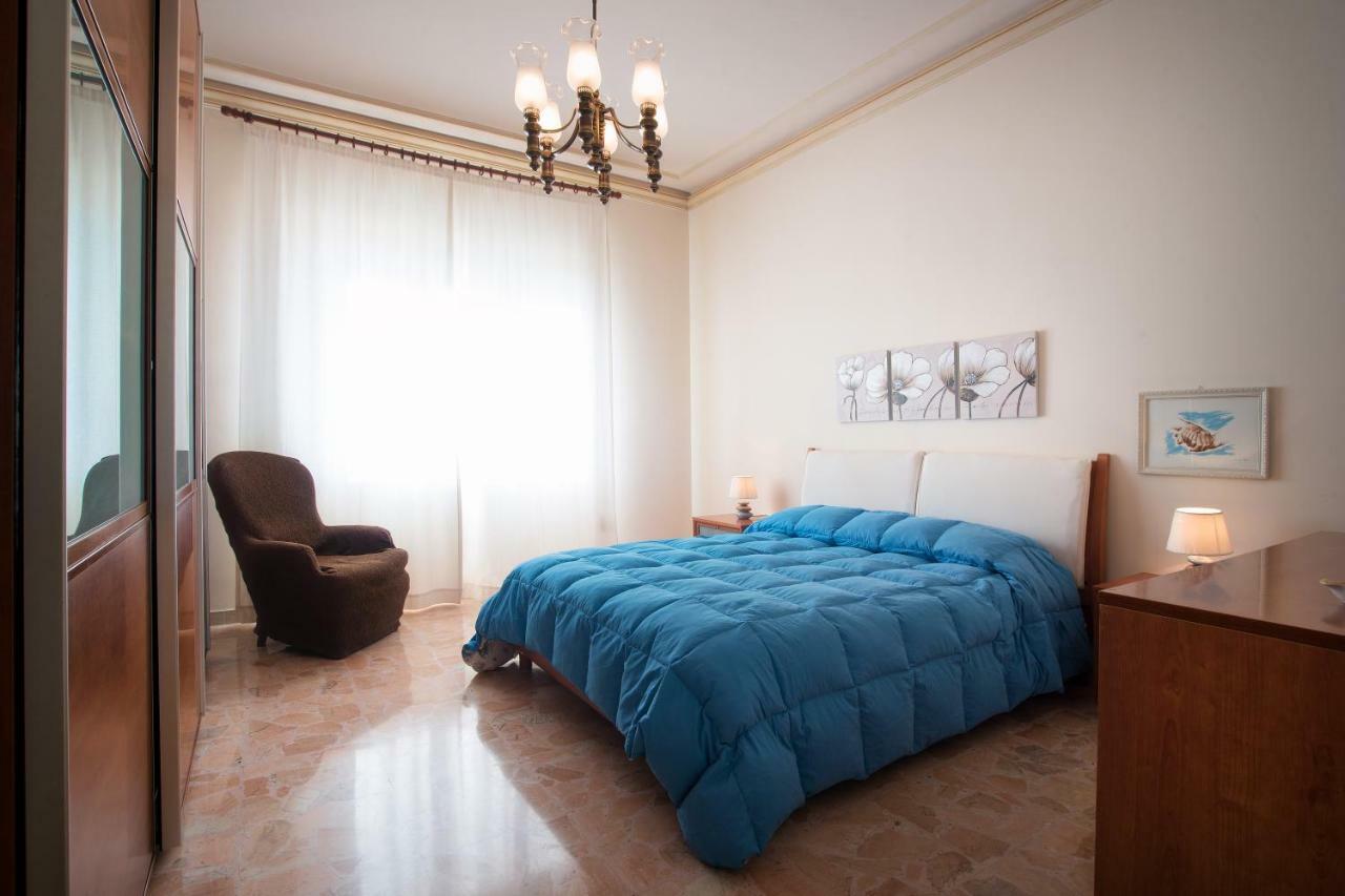 Casa Giolele Apartment Ачиреале Екстериор снимка