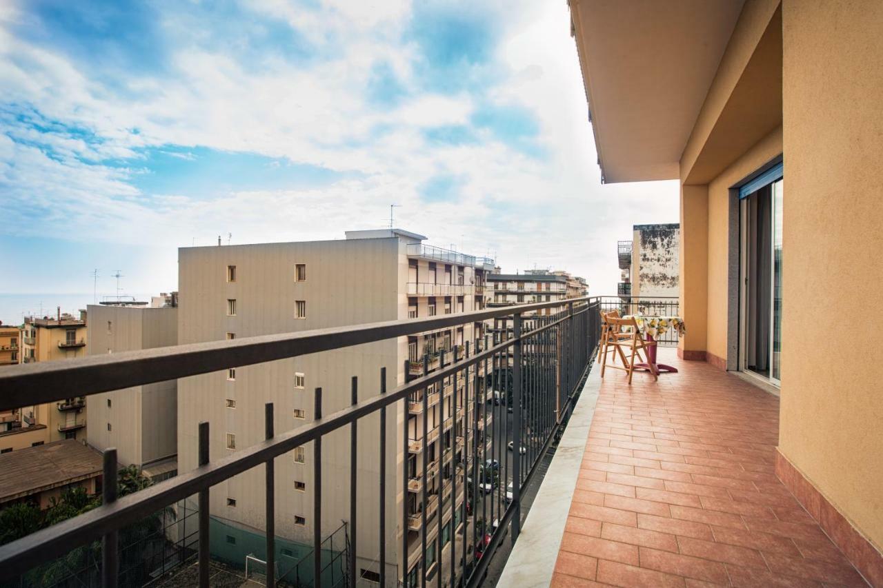 Casa Giolele Apartment Ачиреале Екстериор снимка